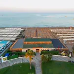 Dream Fun World Szálloda 5*