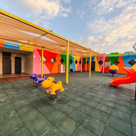 Dream Fun World Hotel 5*