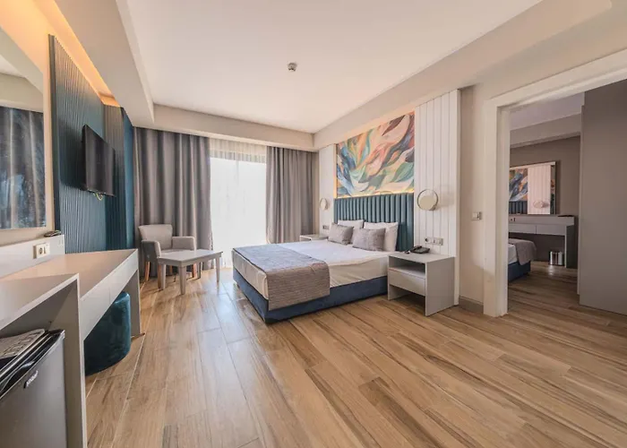 Dream Fun World Hotel