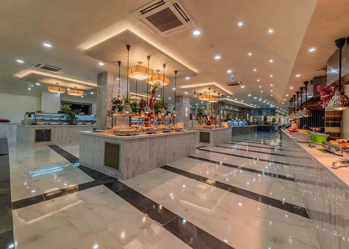 Dream Fun World Hotel