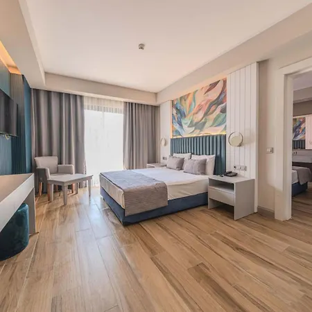 Dream Fun World Otel