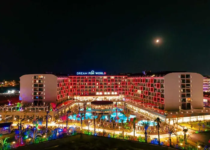 Dream Fun World Side