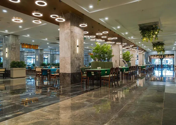 Dream Fun World Side